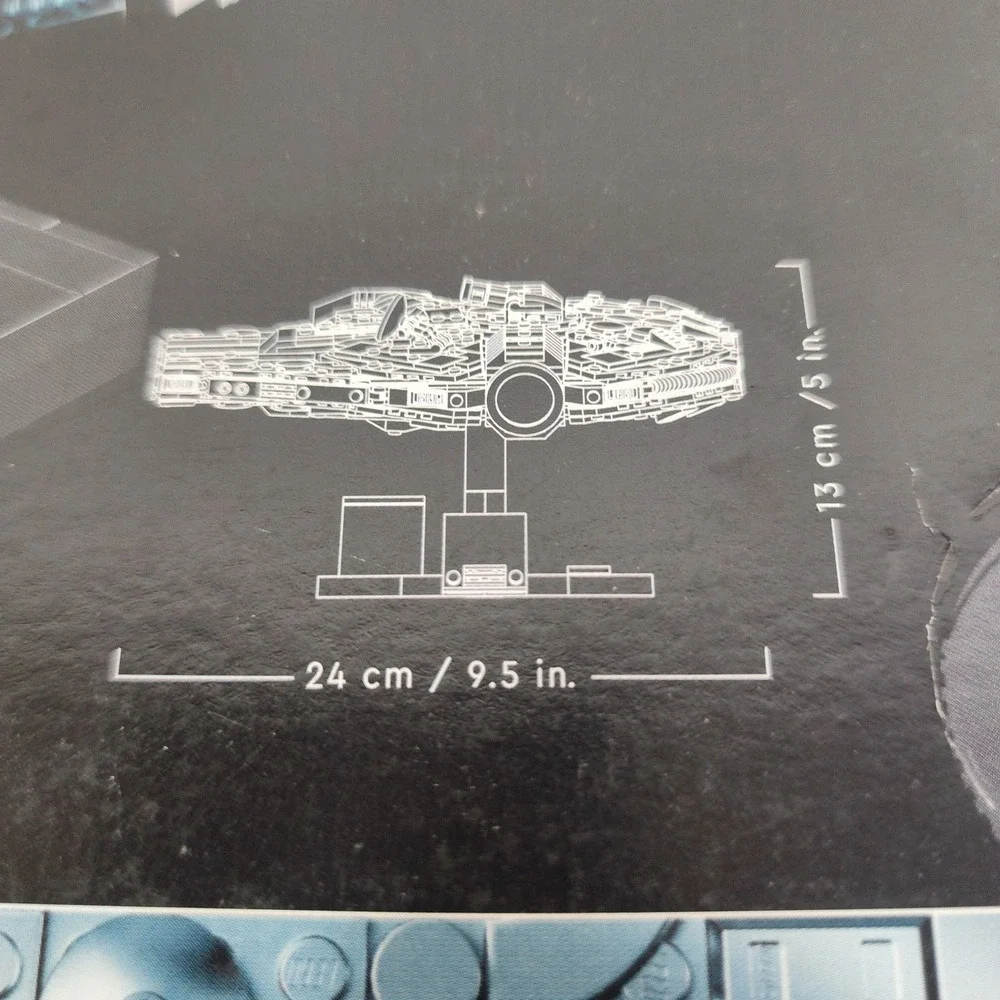 LEGO Star Wars Millennium Falcon 75375 25th Anniversary 921 Pc Sealed NIB